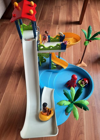  Beden Playmobil 6669 ve 6670 Su Kaydıraklı Plaj Oyuncak Setleri