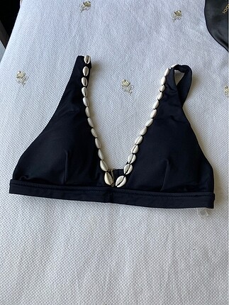 Midye bikini