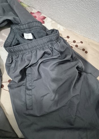 l Beden Nakışlı, uzun, bol kesim gri Haşema