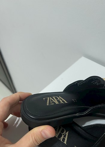 Siyah Tokalı Kadın Terlik - Görsel 3