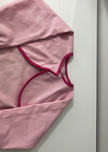 Pembe Baskılı Bebek Önlüğü Uzun Kollu - Görsel 2