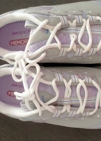39 Beden Skechers Kadın Gri Beyaz Bağcıklı Spor Ayakkabı