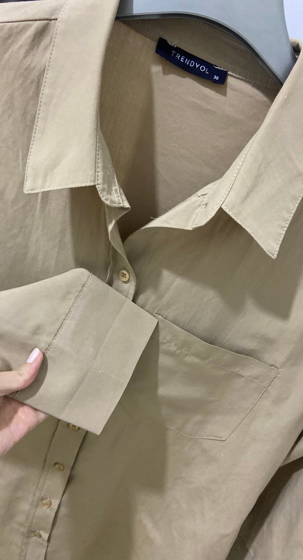 Bej Düğmeli Keten Gömlek - Görsel 4