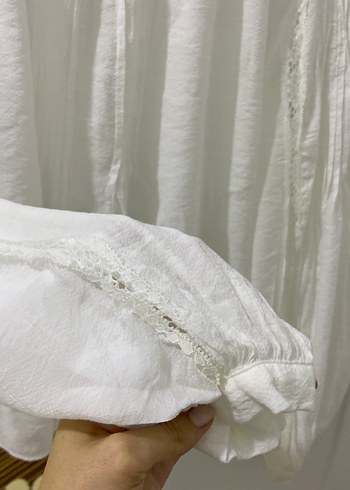 Beyaz Keten Piliseli Uzun Kollu Kadın Gömlek - Görsel 2