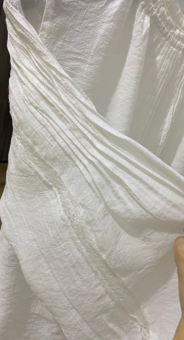 Beyaz Keten Piliseli Uzun Kollu Kadın Gömlek - Görsel 3