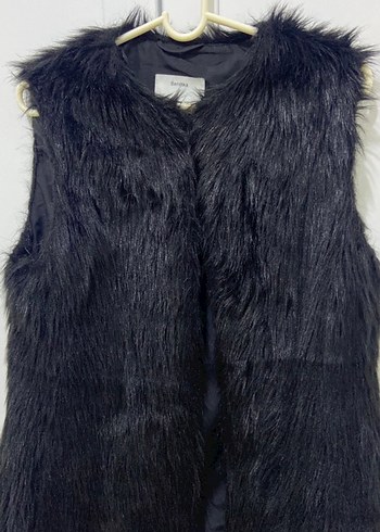 Siyah Kürklü Kadın Yelek - Görsel 4