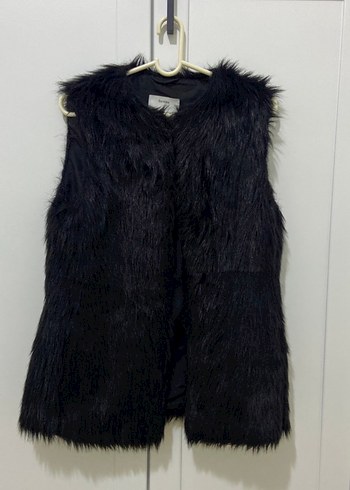 Siyah Kürklü Kadın Yelek - Görsel 3