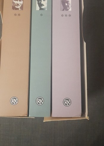 Tek Adam Roman Seti - 3 Cilt - Görsel 3