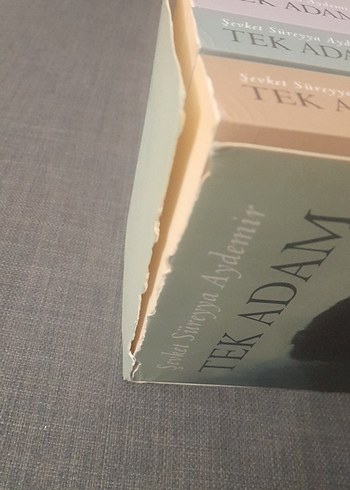 Tek Adam Roman Seti - 3 Cilt - Görsel 5