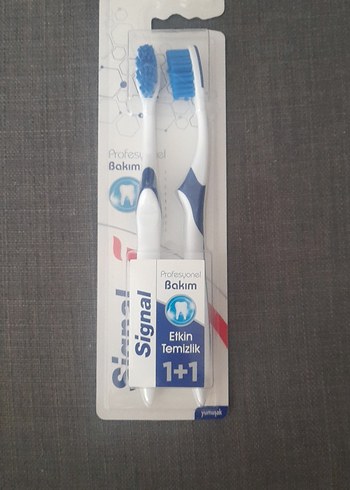 Signal Profesyonel Bakım 1+1 Diş Fırçası