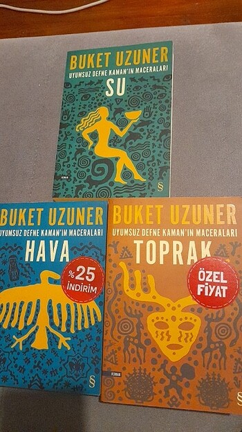 Uyumsuz Defne Kaman'ın Maceraları 1,2,3/Buket Uzuner/Everest Yay