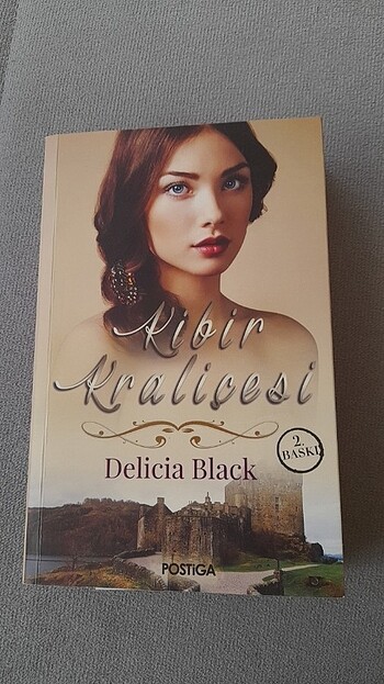 Kibir Kraliçesi/Postiga Yayınları/Delicia Black 