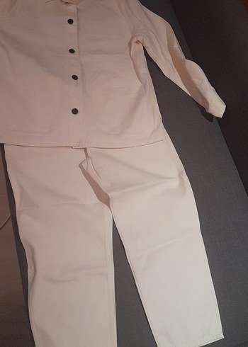 ERKEK REGULAR FİT Kırık Beyaz Düğmeli Midi Takım/XXL/H&M