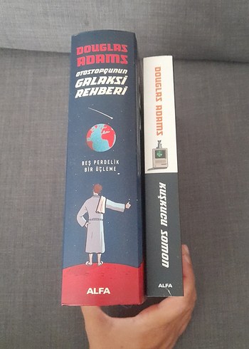 OTOSTOPÇUNUN GALAKSİ REHBERİ CİLTLİ+KUŞKUCU SOMON/KARTON KAPAK - Görsel 2