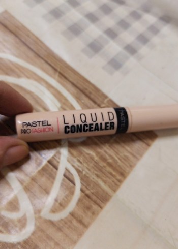 Pastel Pastel Pro Fashion Sıvı Kapatıcı - Bej