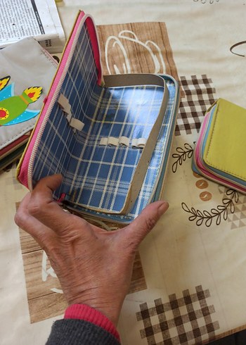 Çocuklar için işlemeli renkli fermuarlı cüzdan - Görsel 8