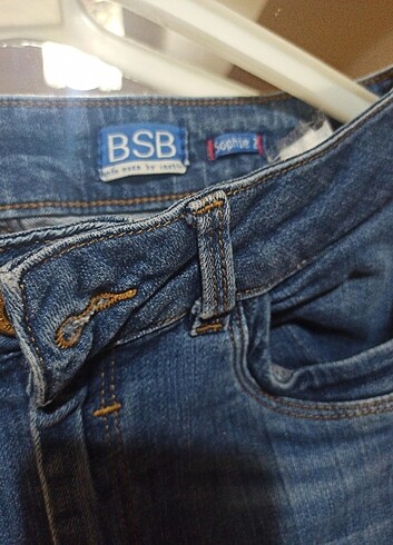 29 Beden mavi Renk Jeans pantolon