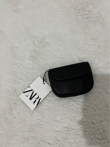  Beden Zara mini çanta