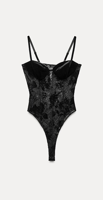 Zara dantel bady