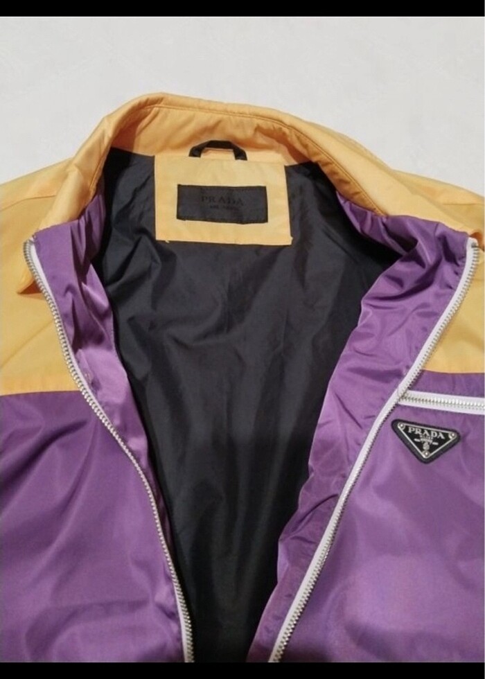 Prada yağmurluk ceket - Görsel 2