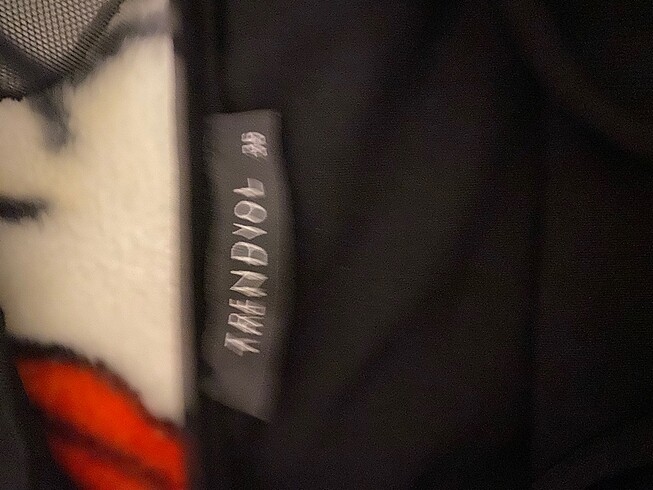 s Beden Trendyolmilla tül crop bluz