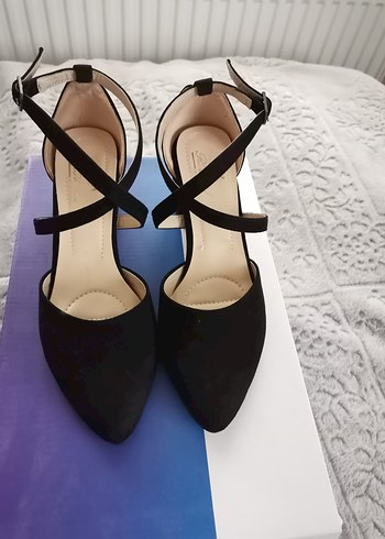 Diger Siyah Stiletto Topuklu Kadın Ayakkabı