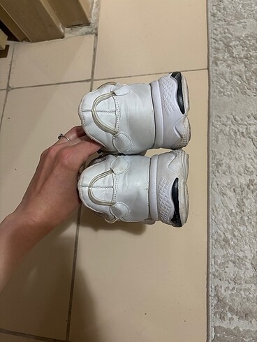 42 Beden beyaz Renk Spor ayakkabı