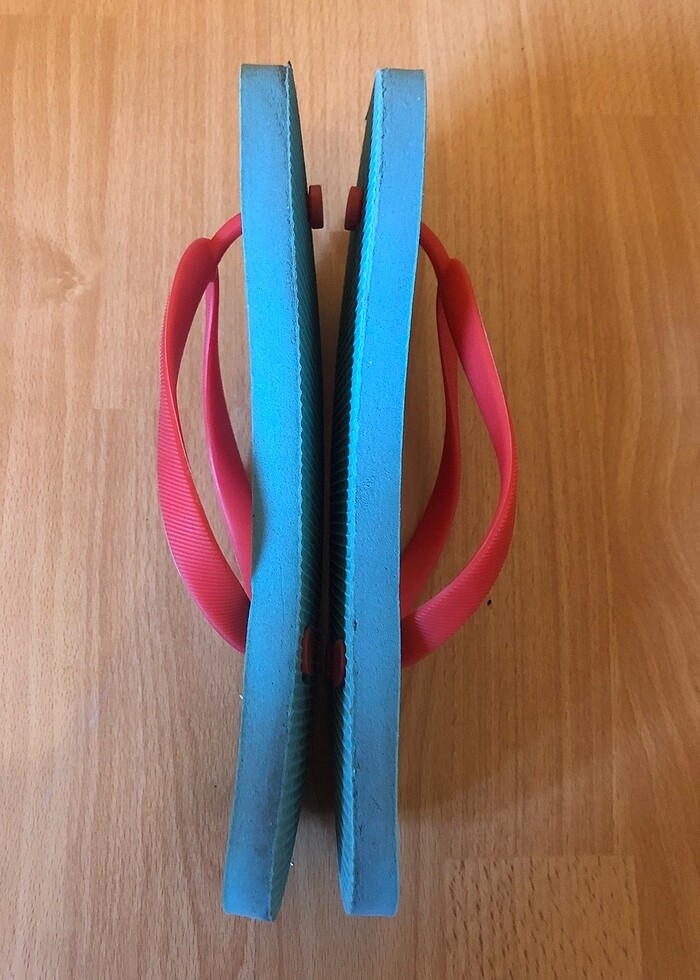 erkek çocuk gezer marka plaj terliği 37-38 numara - Görsel 3