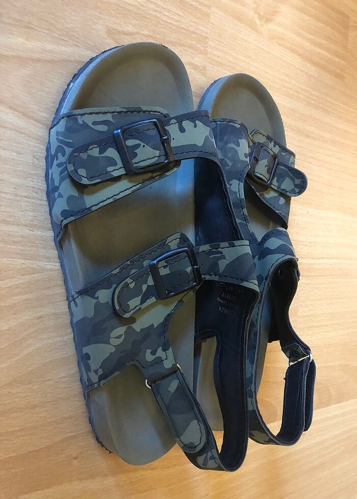 Erkek çocuk sandalet 37-38 numara - Görsel 3