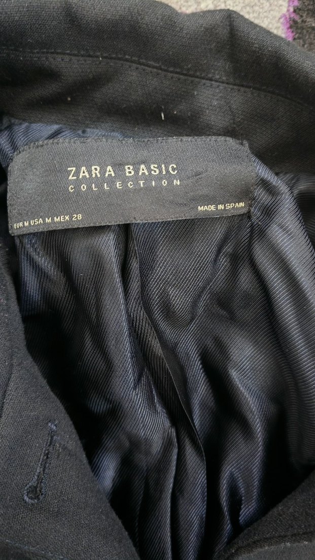 Siyah Düğmeli Kaban Zara - Görsel 2