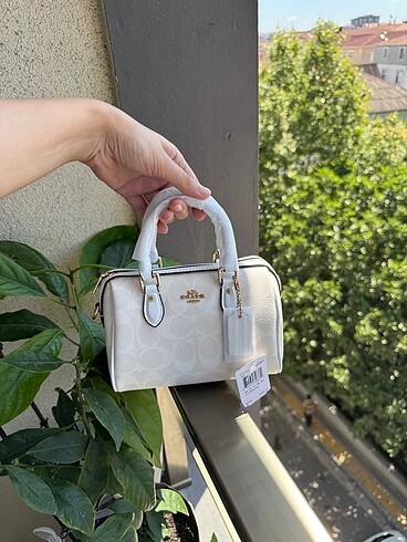 Coach mini rowan beyaz hemen teslim
