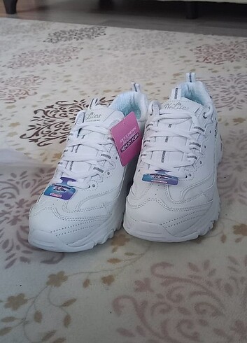 37.5 beyaz skechers 