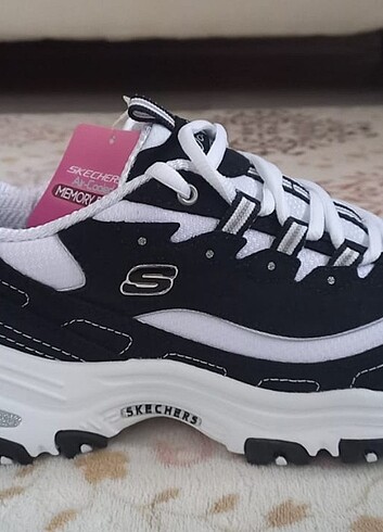 38,5 Beden 38.5 siyah skechers 