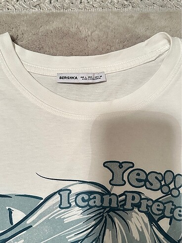 l Beden Bershka anime baskılı beyaz tshirt