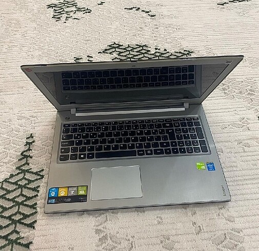 Lenovo dizüstü bilgisayar