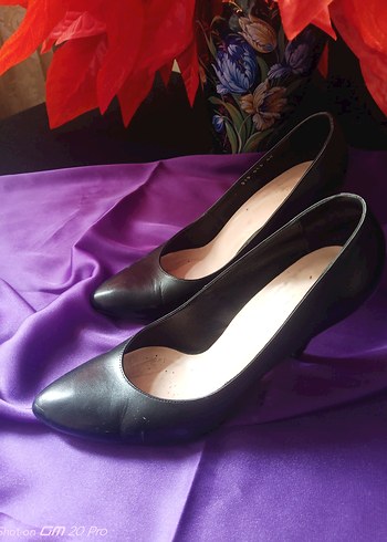 Divarese siyah deri Stiletto Topuklu Kadın Ayakkabı