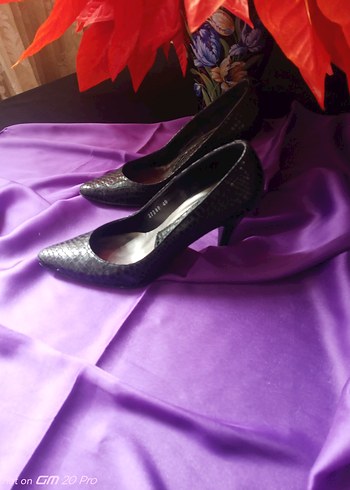 Divarese Divarese siyah deri Stiletto Topuklu Kadın Ayakkabı