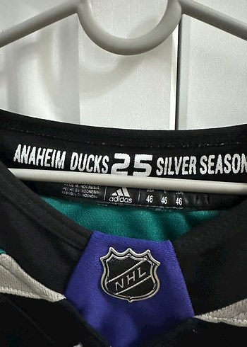 l Beden hockey forması