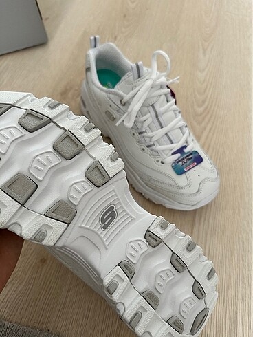 37 Beden beyaz Renk Skechers Beyaz Sneakers