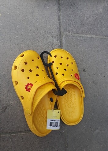 Crocs Model Terlik