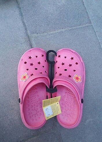 Diğer Crocs Model Terlik 2çift
