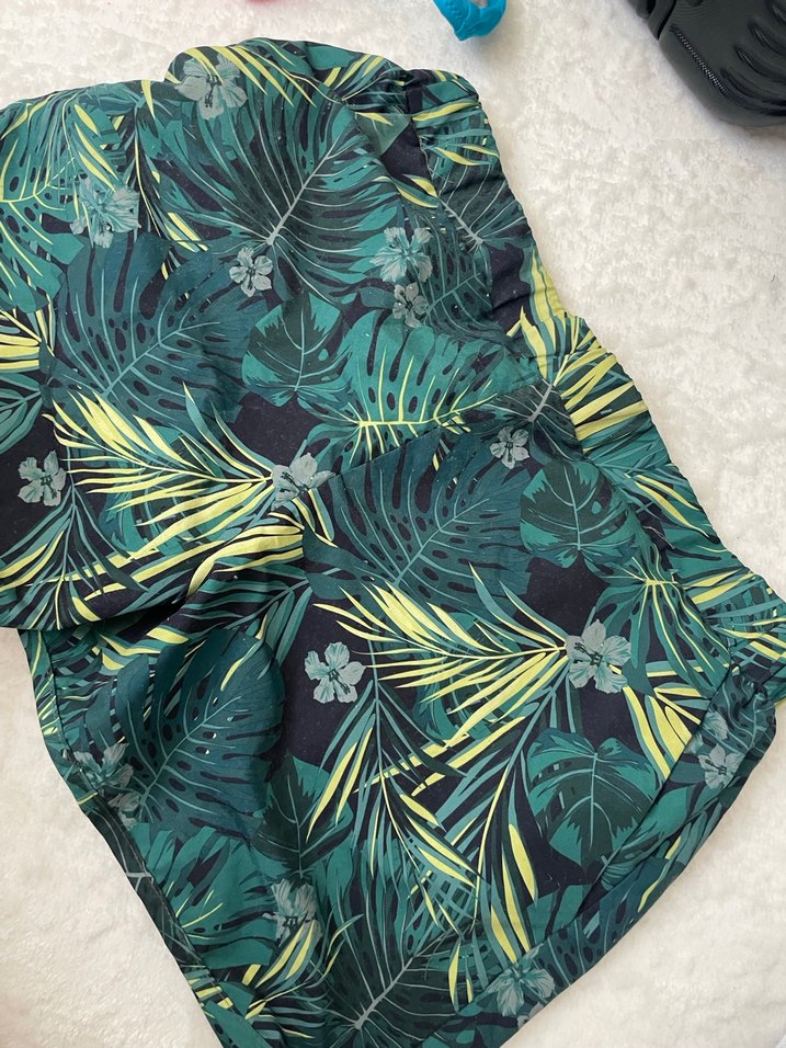 Desenli Yeşil kadın şortu defacto - Görsel 2