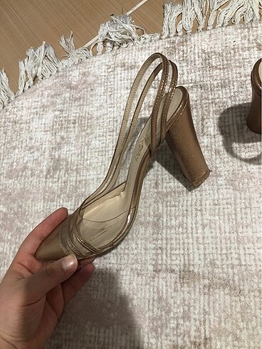 37 Beden Rose gold topuklu ayakkabı