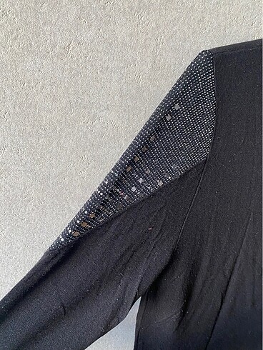 m Beden siyah Renk Wear on limralı siyah pullu bluz
