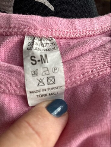 s Beden Hello Kitty likralı crop bluz tshirt