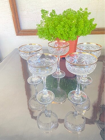  Beden altın Renk Vintage Kristal kadeh 5 li set