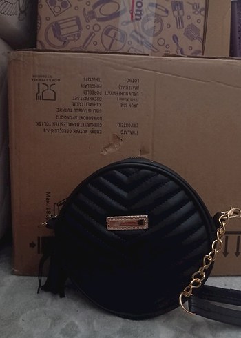 Zincir Detaylı Siyah Deri Kadın Çanta - Görsel 2