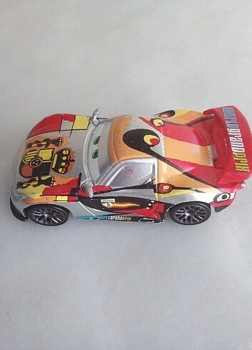  Pixar cars arabalar 