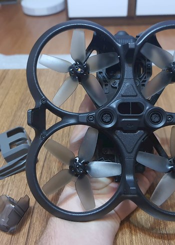 DJI avata Gri Drone ve Aksesuar Seti(Aciklamayiokuyunuz) - Görsel 4