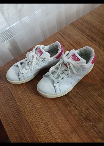 Beyaz Adidas Stan Smith Spor Ayakkabı - Görsel 2